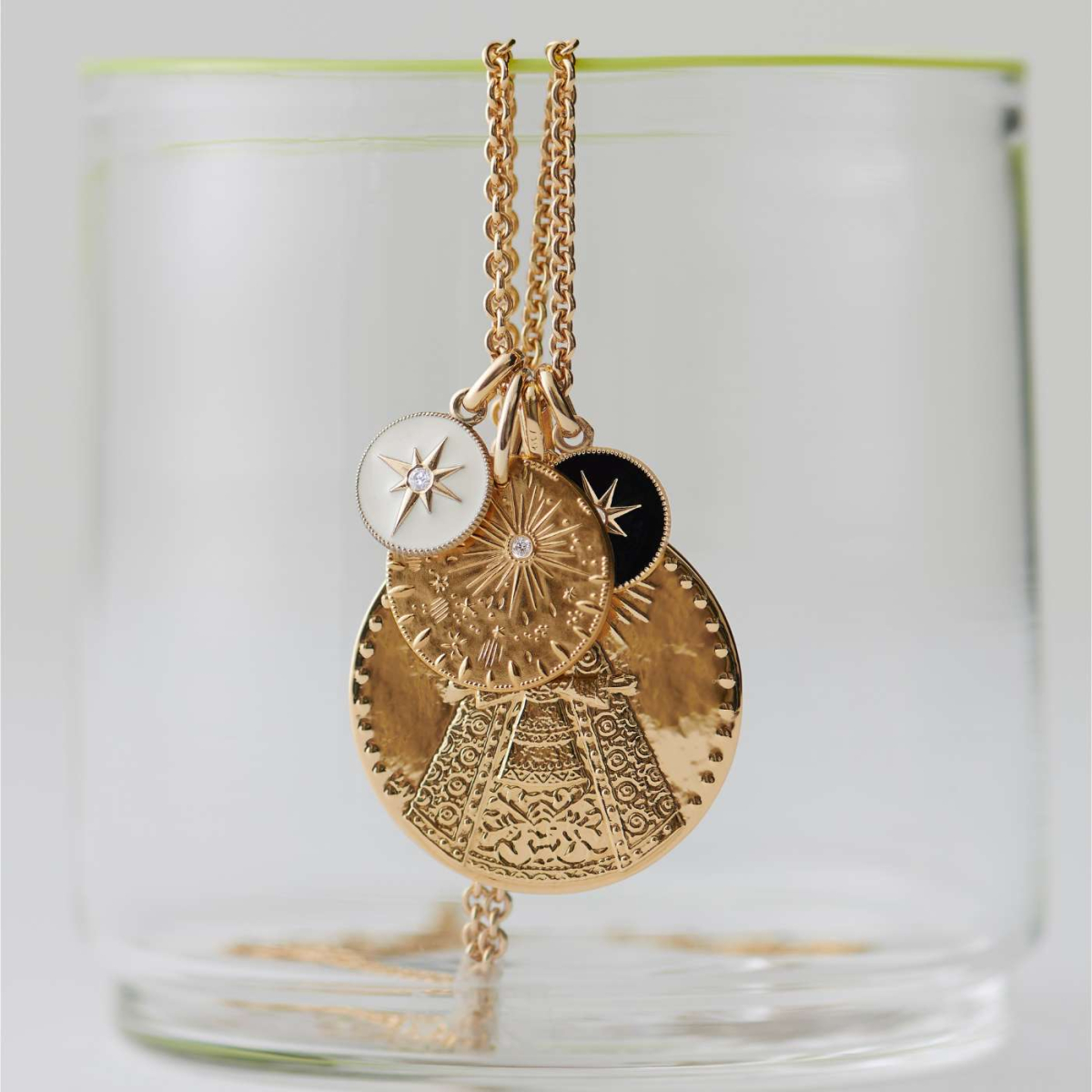 Médaille Pluie d'Etoiles or jaune et diamant